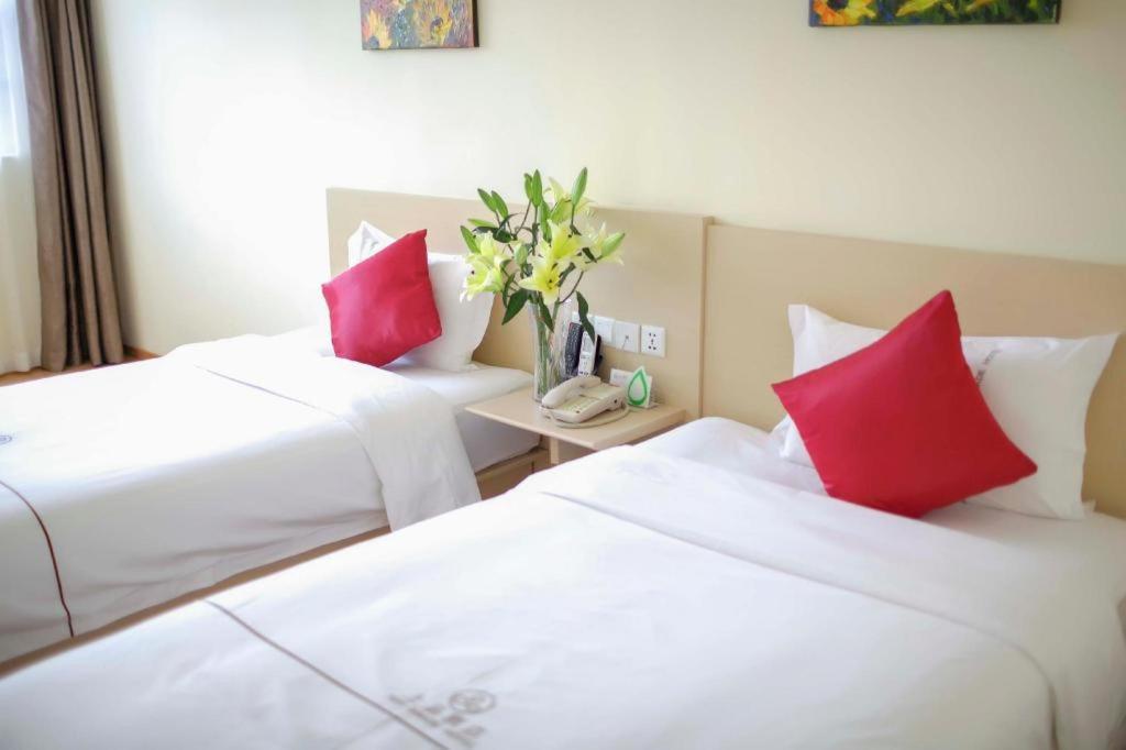 Shang Pin Hotel Shenzhen Futian Exhibition Branch Esterno foto