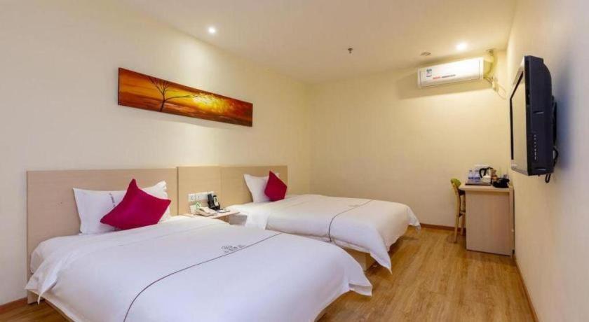 Shang Pin Hotel Shenzhen Futian Exhibition Branch Esterno foto
