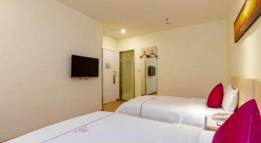 Shang Pin Hotel Shenzhen Futian Exhibition Branch Esterno foto
